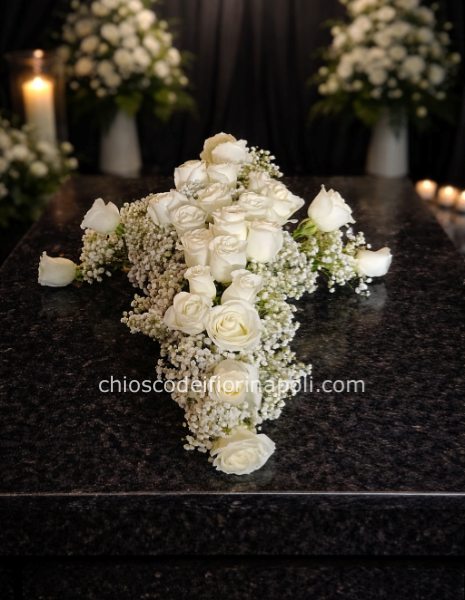 Crocetta di Rose Bianche Medium