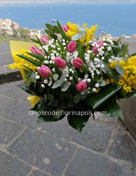 Bouquet di Tulipani Misti e Mimose